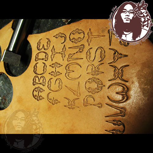 36 pezzi di stampi per incisio - Unique Leather Work recensione e prezzo